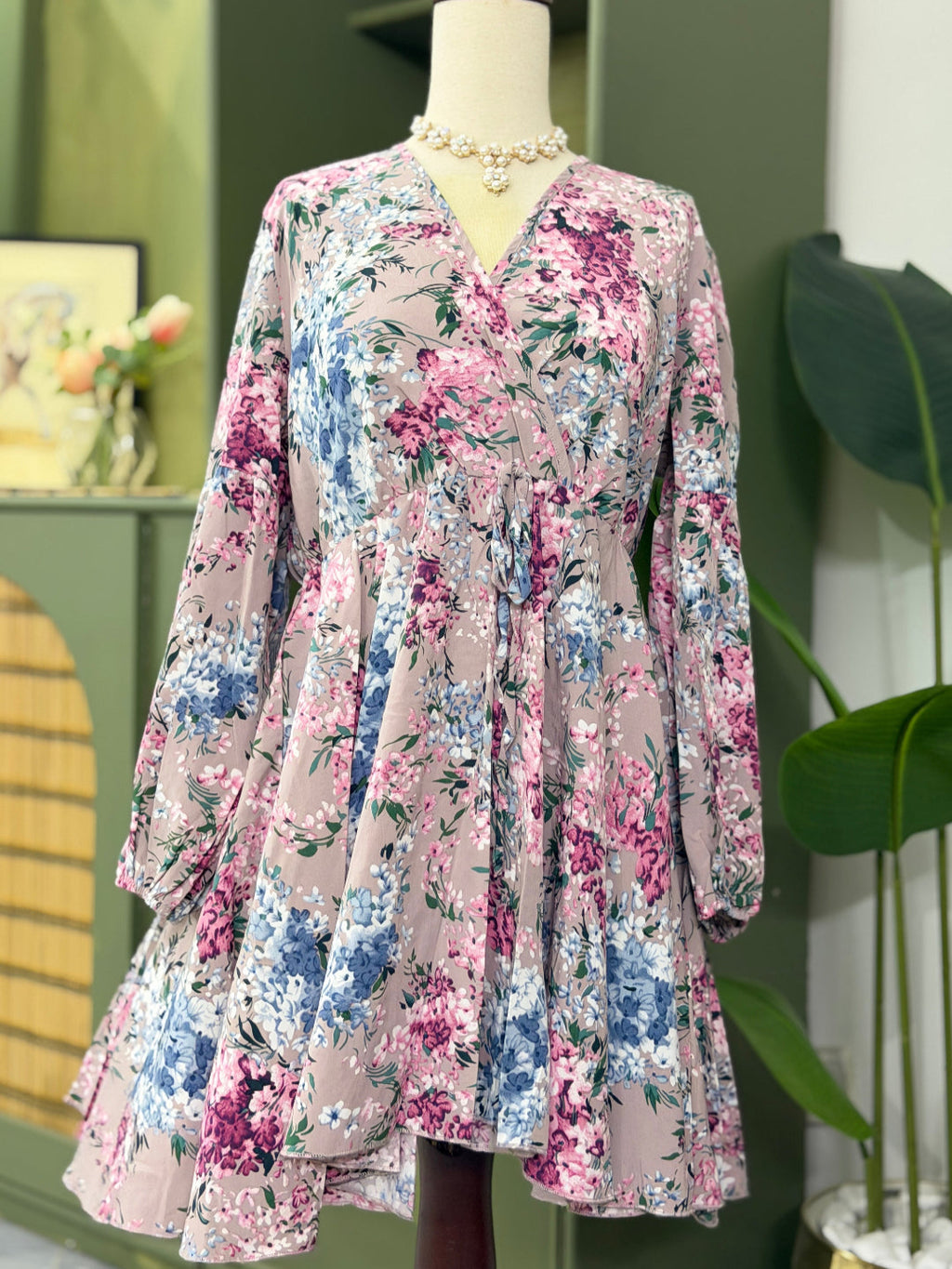SHEIN (MINT CONDITION PREMIUM PLUS)