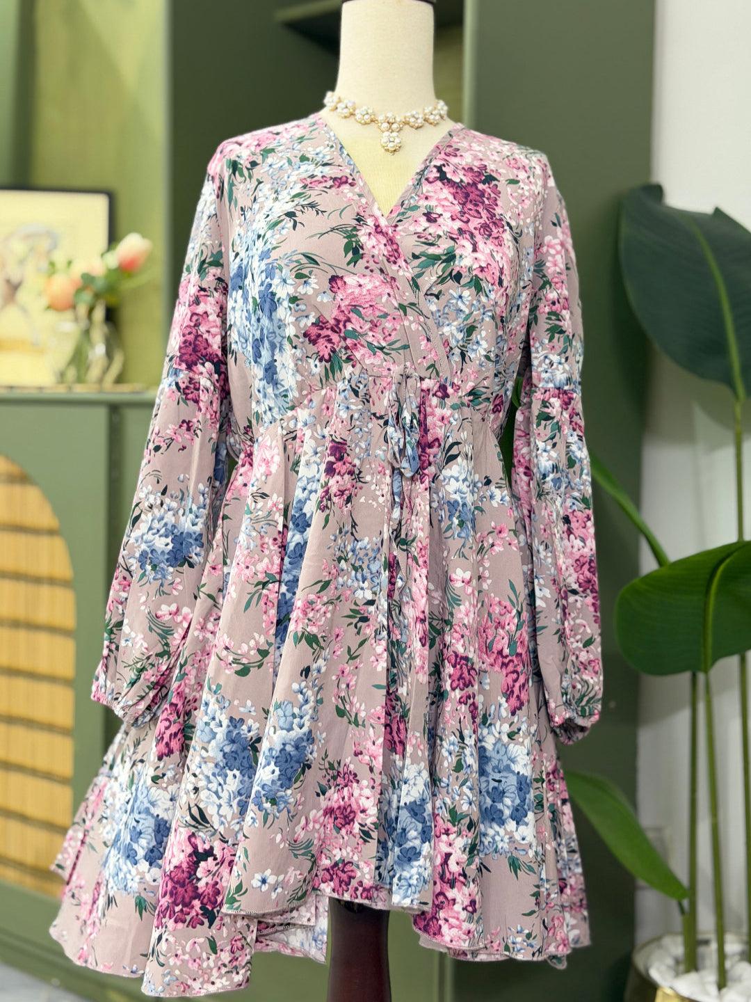 SHEIN (MINT CONDITION PREMIUM PLUS)