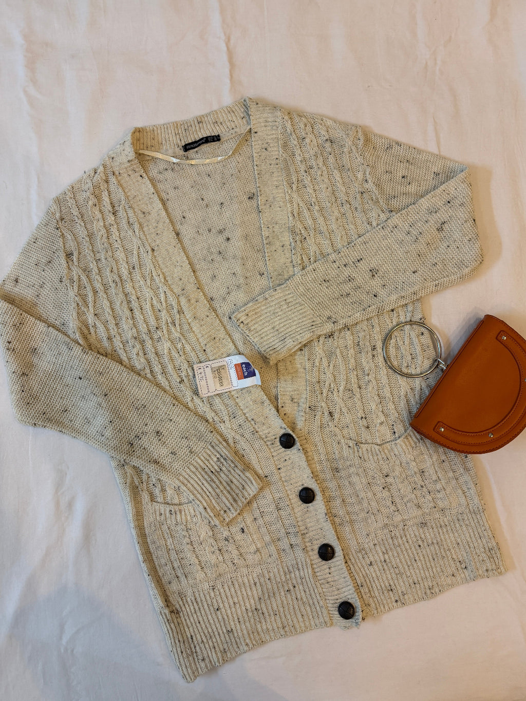 ATMOSPHERE (CONDITION : PREMIUM PLUS)