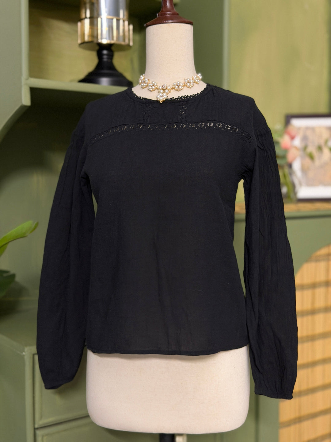 H&M (CONDITION: PREMIUM PLUS)