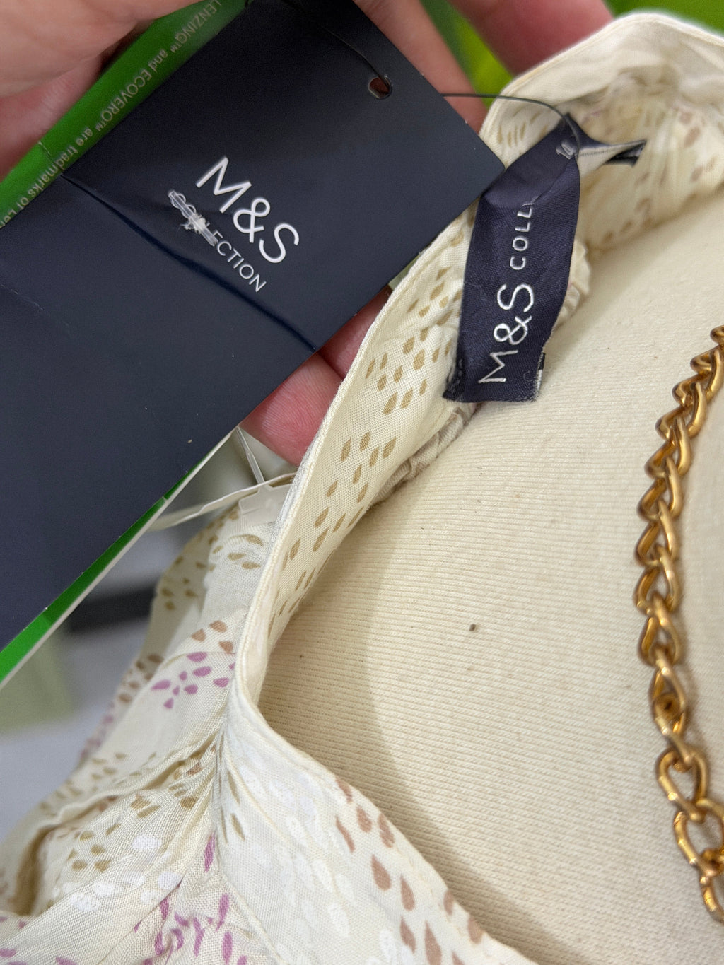 M&S (CONDITION: PREMIUM)
