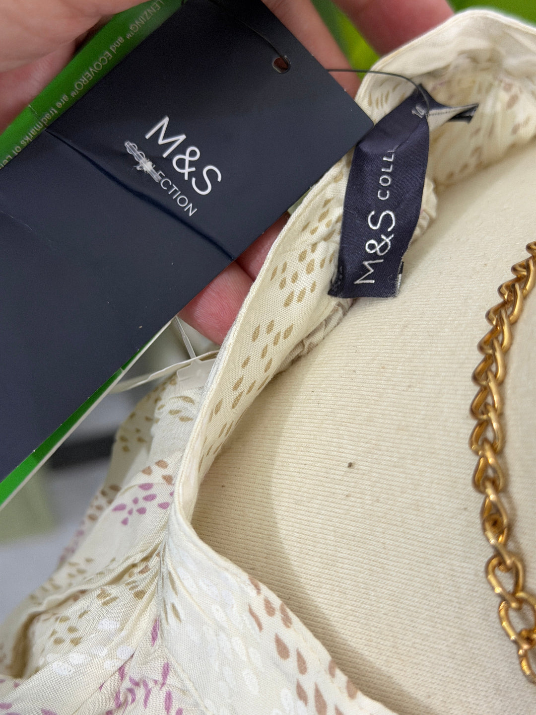 M&S (CONDITION: PREMIUM)