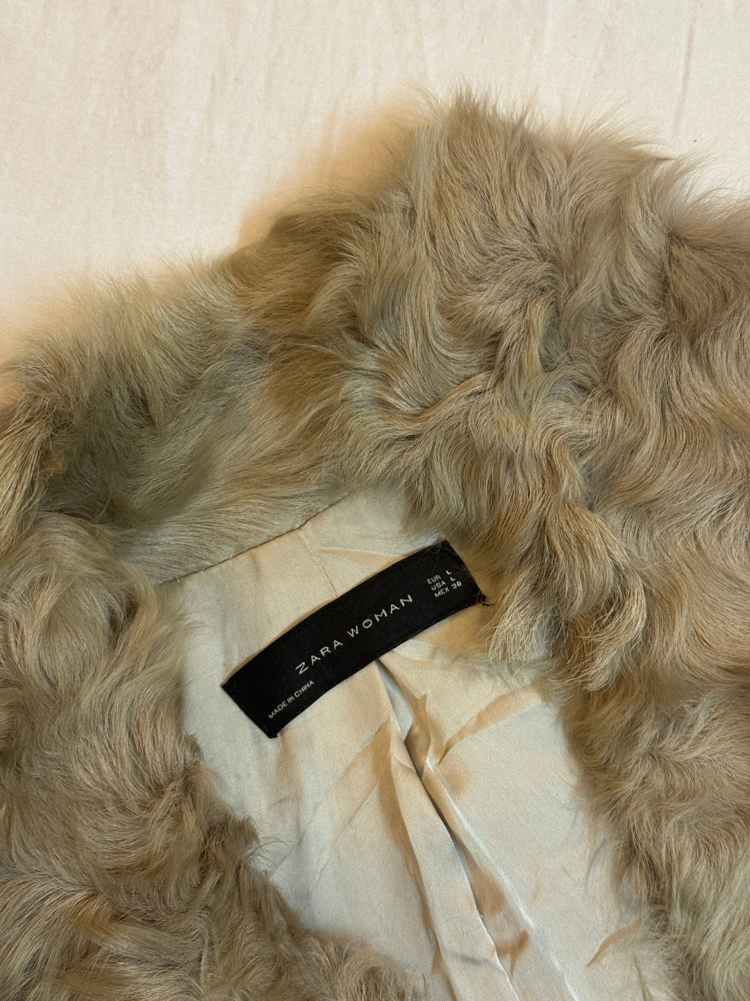 ZARA WOMAN (CONDITION : EXCELLENT)