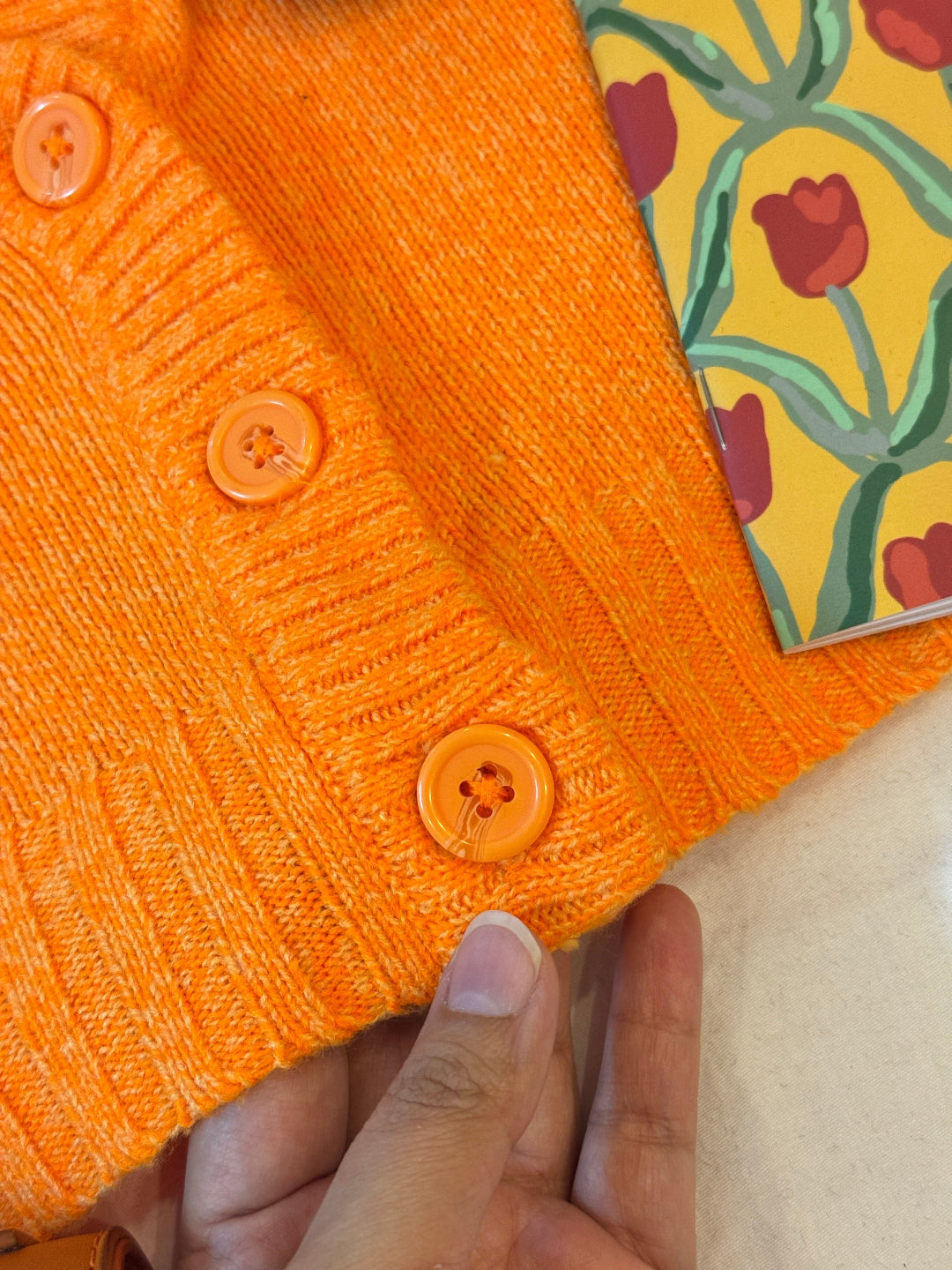 H&M-DIVIDED (CONDITION : PREMIUM PLUS)