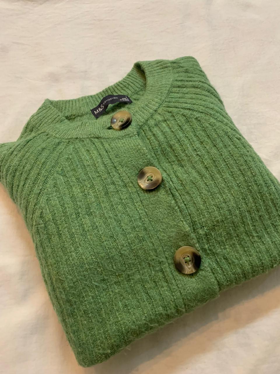 M&S (CONDITION : PREMIUM PLUS)