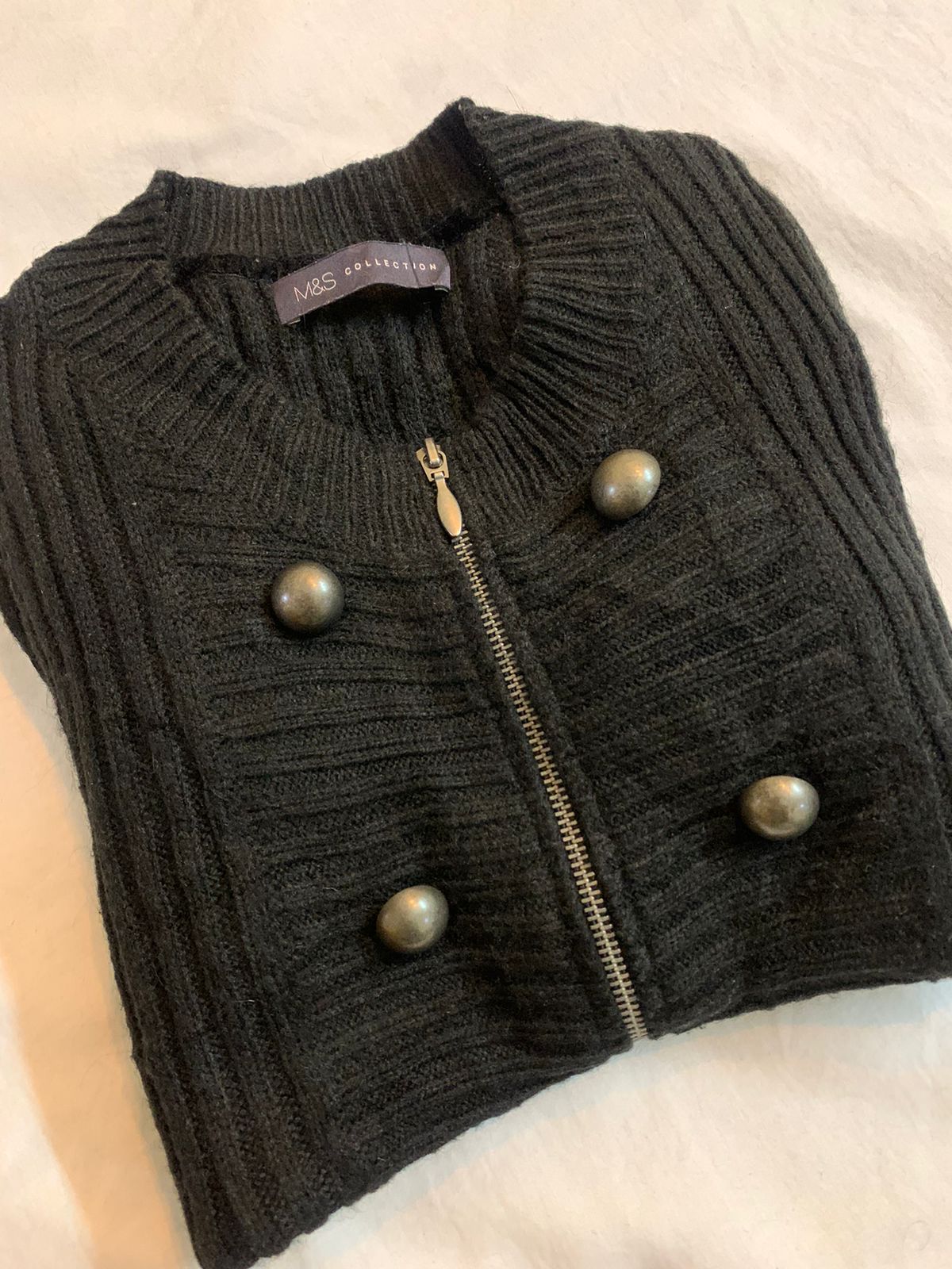 M&S (CONDITION : PREMIUM PLUS)