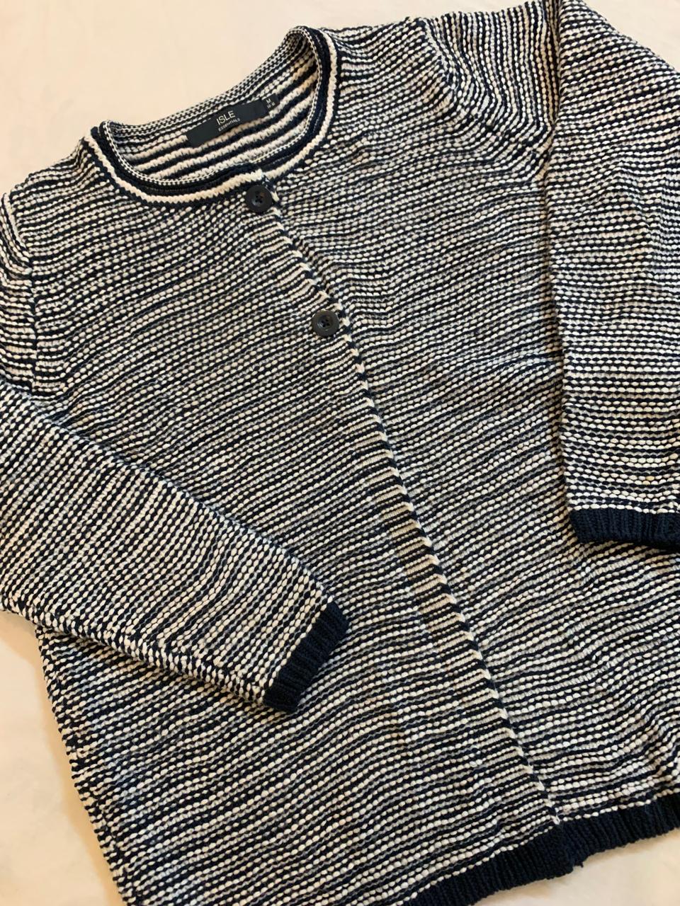 ISLE (CONDITION : EXCELLENT)